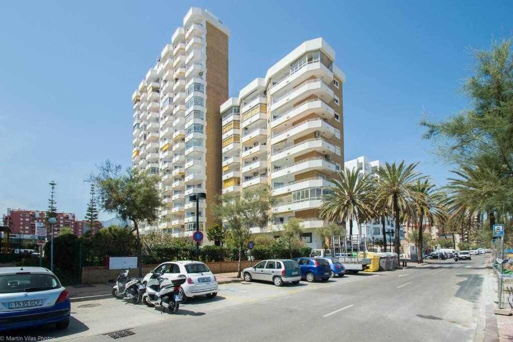 Ronda 3 Con Enorme Terraza Soleada Lägenhet Fuengirola Exteriör bild