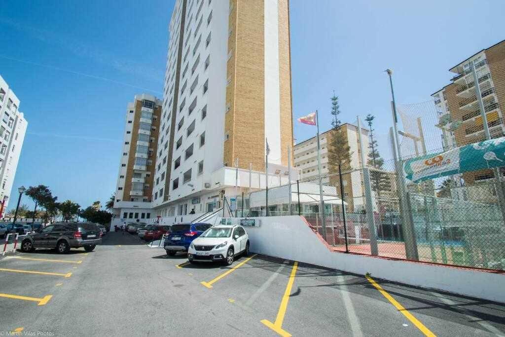 Ronda 3 Con Enorme Terraza Soleada Lägenhet Fuengirola Exteriör bild